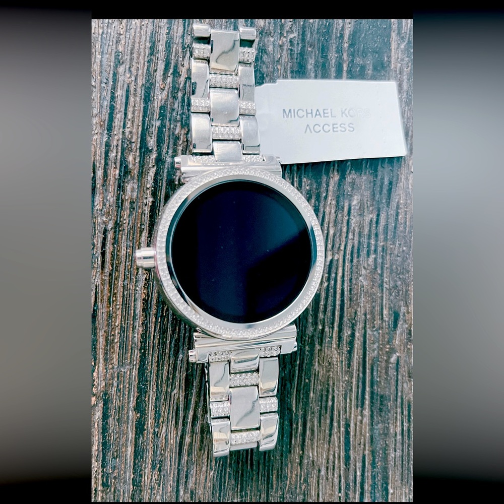 Michael Kors Access Smart Watch Silver Tone Link Bracelet Band NWT